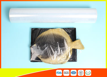 Chine Le PVC frais de bout droit s'accrochent emballage de nourriture de film, enveloppe en plastique de restauration douce transparente fournisseur