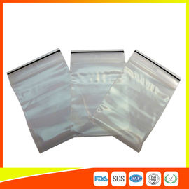 Chine Les sacs zip-lock d'emballage fort transparent, stockage hermétique met en sac le LDPE de plastique fournisseur